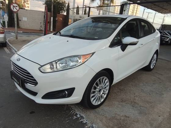 FORD FIESTA 1.6 TITANIUM SEDAN 16V FLEX 4P POWERSHIFT FORD FIESTA 1.6 TITANIUM SEDAN 16V FLEX 4P POWERSHIFT